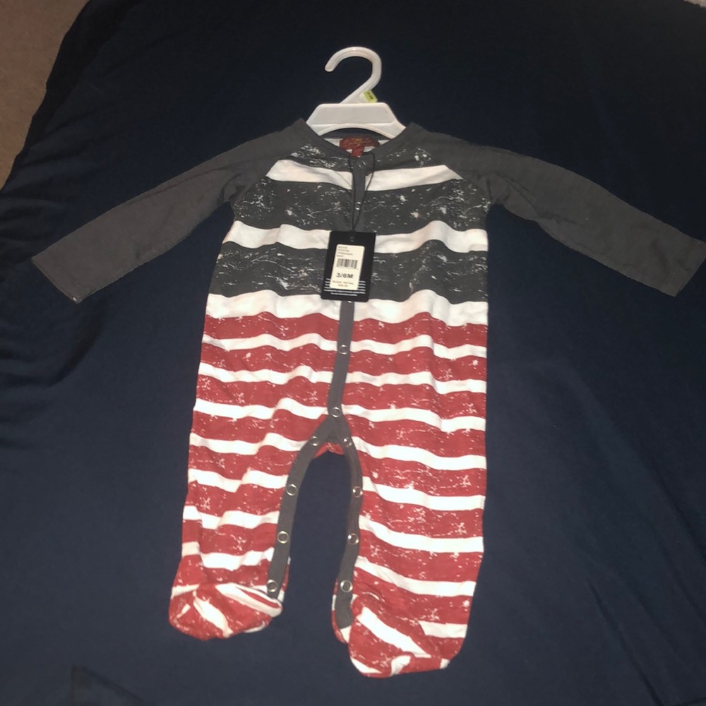 7 for all mankind 3/6 month footie